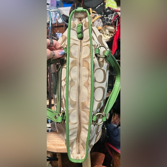 2014 Coach Daisy Signature Jacquard Leather Satchel Bag Collectible w FREE SCARF - Picture 11 of 15